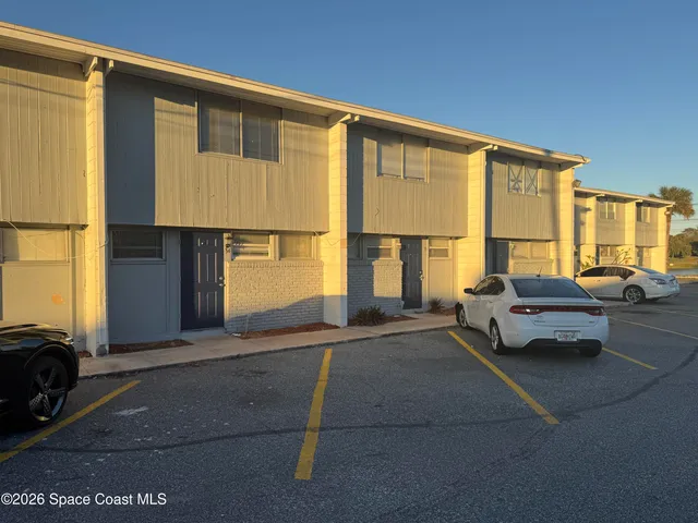 $1,225 | 1010 North Fiske Boulevard, Cocoa, FL 32922