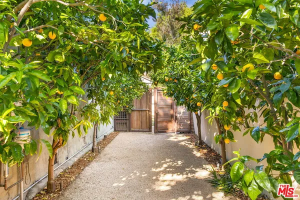 $1,995,000 | 2255 Wellesley Avenue, Los Angeles, CA 90064