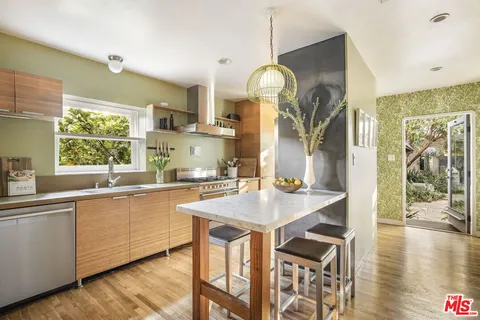$1,995,000 | 2255 Wellesley Avenue, Los Angeles, CA 90064