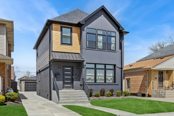 $799,000 | 3842 West 108th Place, Chicago, IL 60655