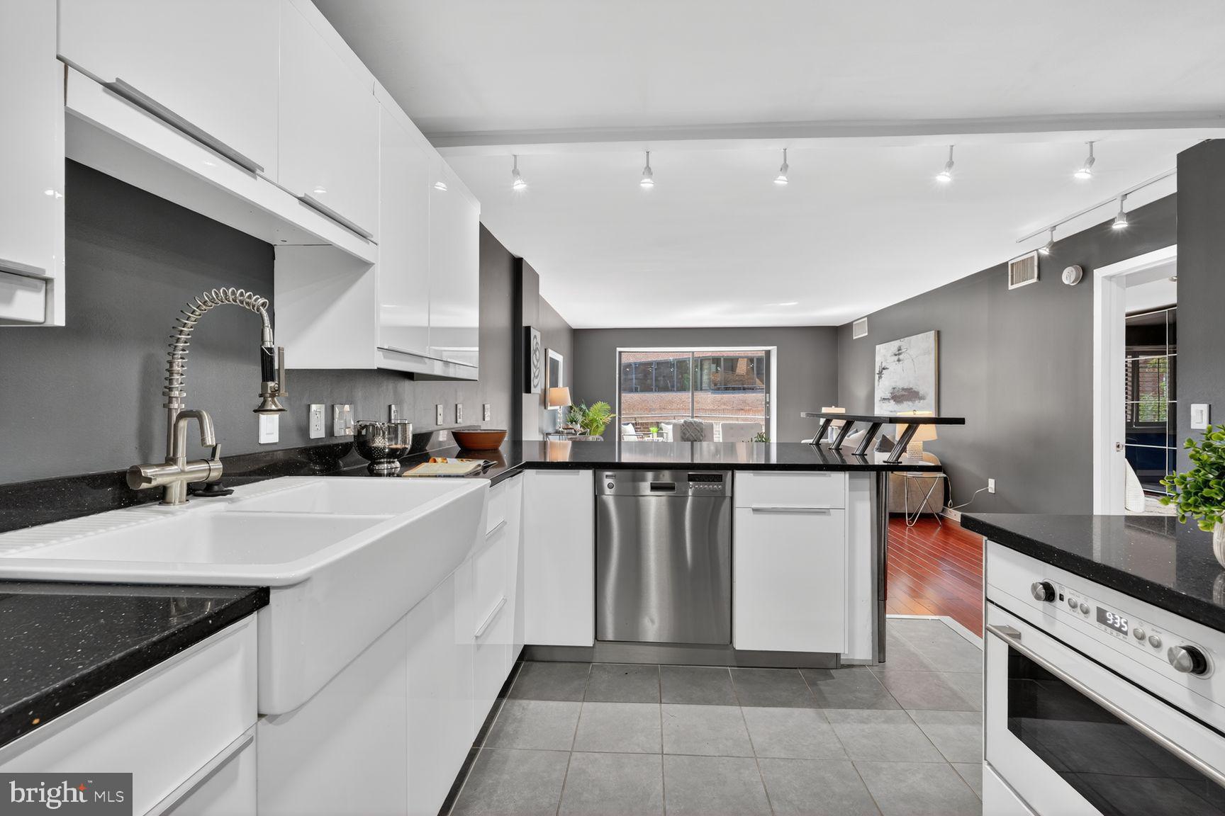 1015 33rd Street Northwest, Unit 409 Washington, DC 20007 - Photo 6 of 15