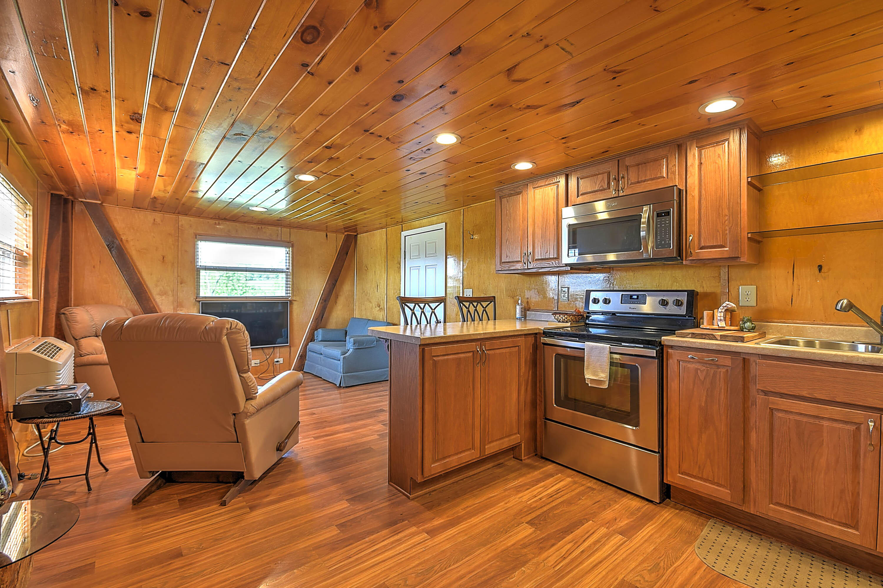 2320 Holly Creek Road Greeneville, TN 37745 - Photo 9 of 29 9
