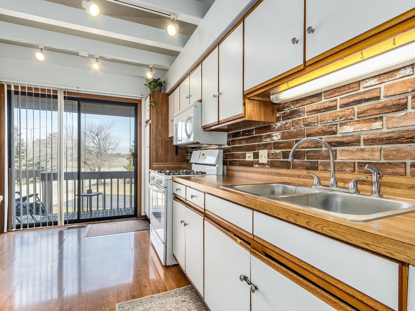 2326 Olde Mill Road Plainfield, IL 60586 - Photo 6 of 26