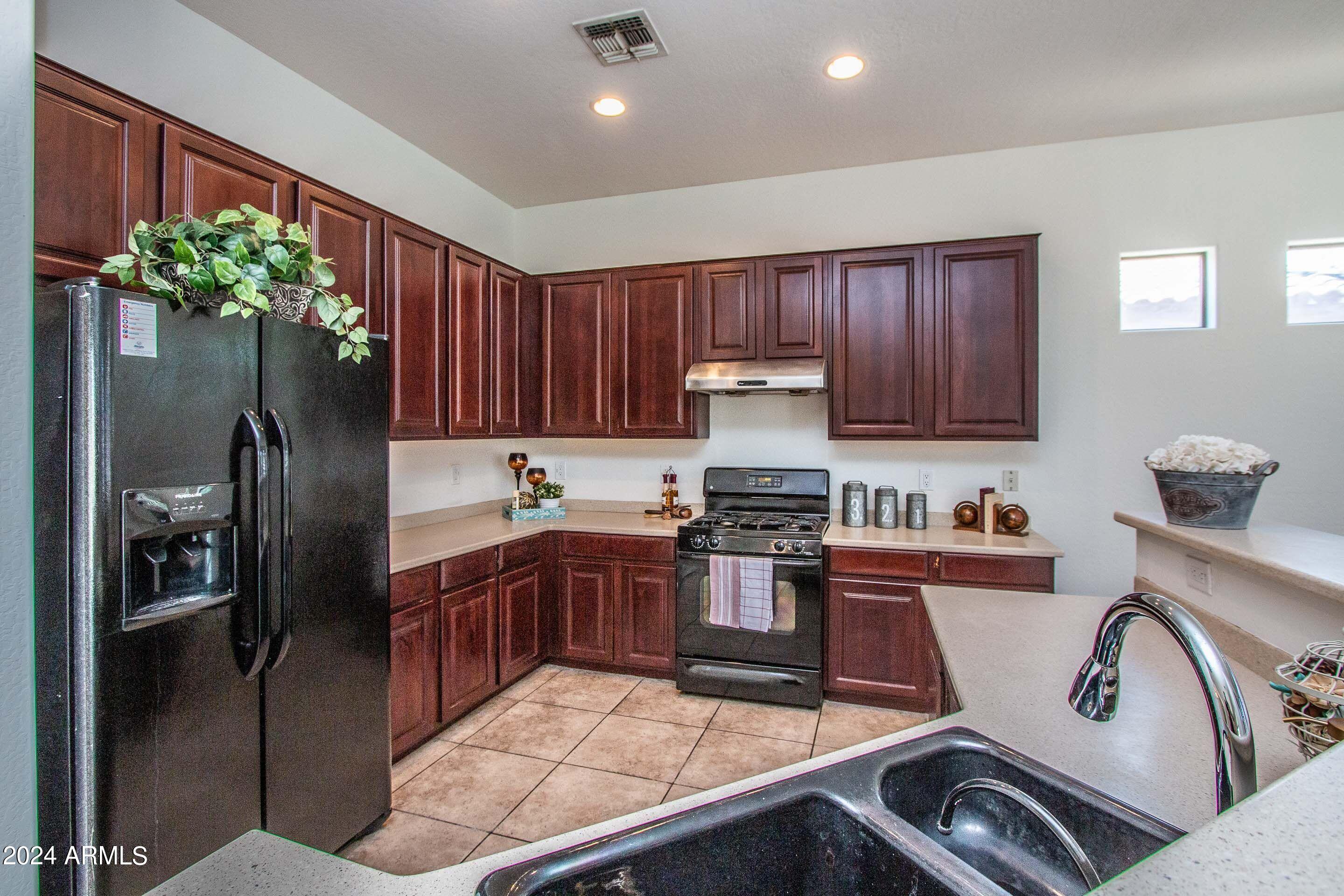 4611 West Corral Road Laveen, AZ 85339 - Photo 14 of 34 G6vaHiBw-1