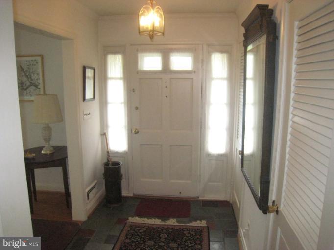 702 Stags Head Road Towson, MD 21286 - Photo 13 of 30 Entry Hall