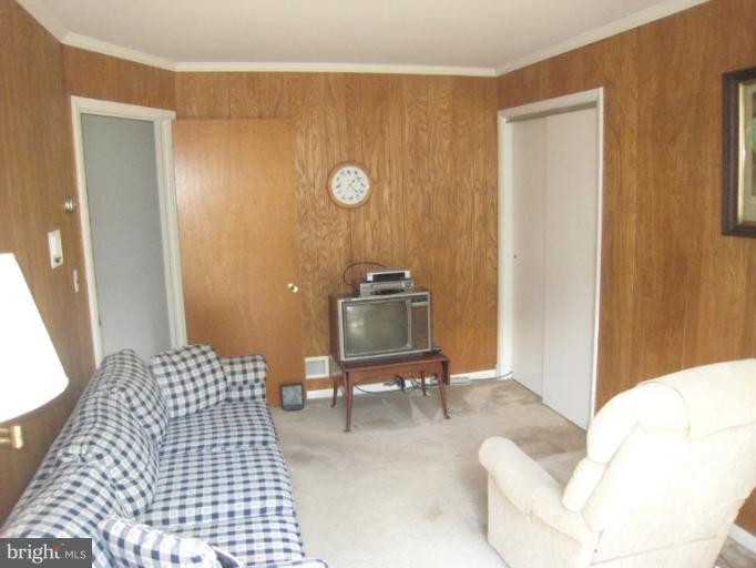 702 Stags Head Road Towson, MD 21286 - Photo 6 of 30 Bedroom 4 /Den