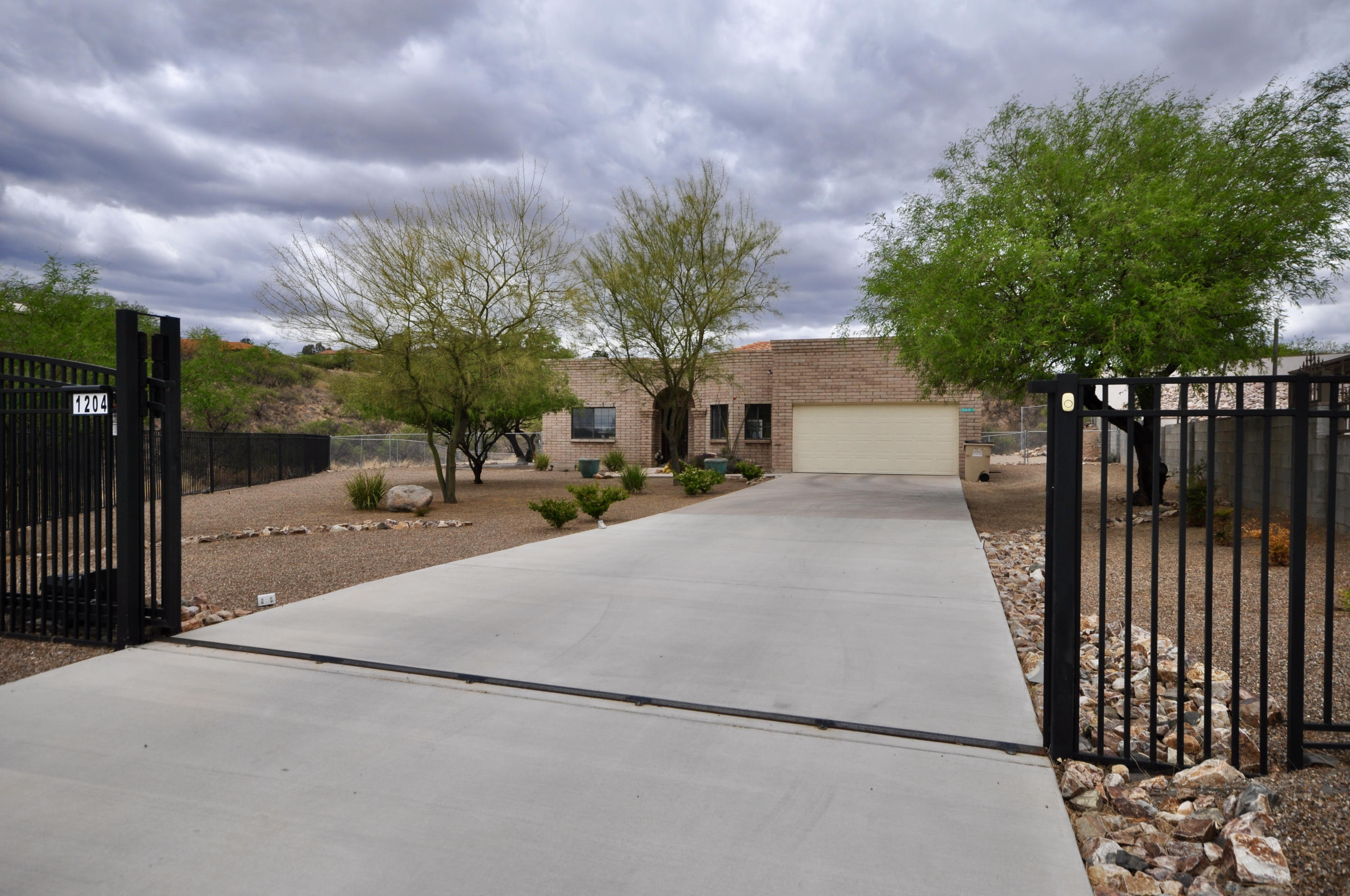 1204 Noche Court Rio Rico, AZ 85648 - Photo 2 of 26