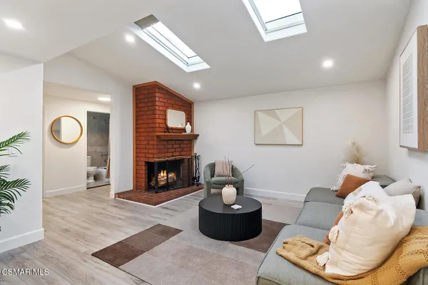 $799,999 | 1529 Paul Street, Simi Valley, CA 93065