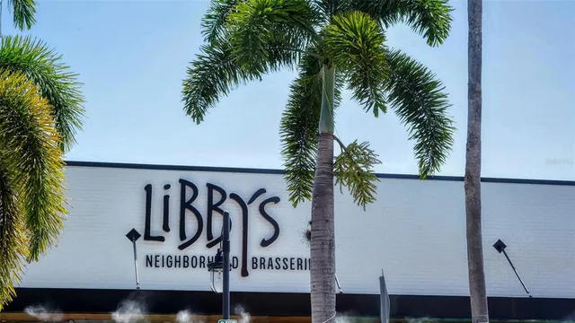 $2,195,000 | 1695 Hyde Park Street, Sarasota, FL 34239