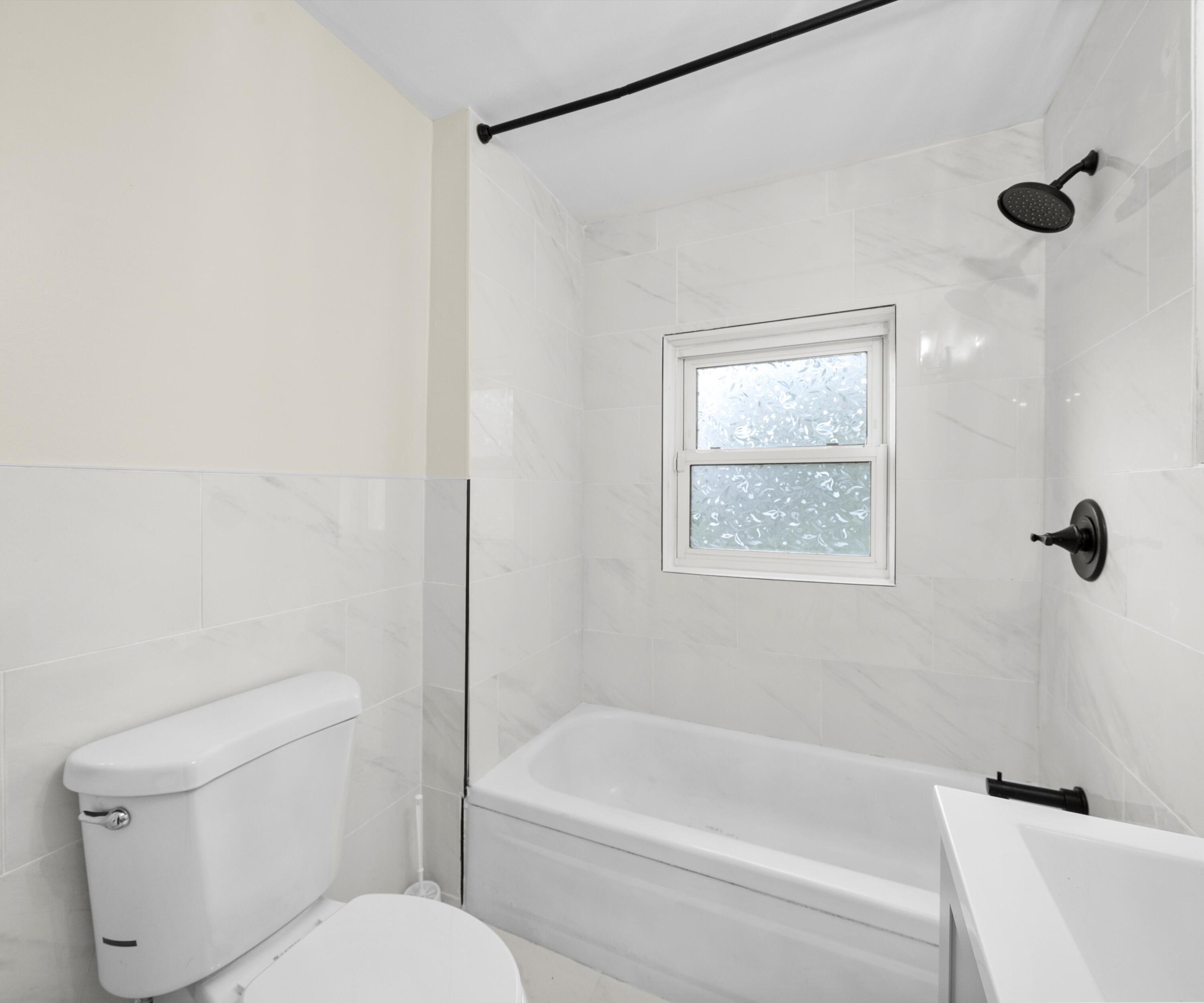 24118 Martinsville Road Belleville, MI 48111 - Photo 12 of 25 61-DSC07824