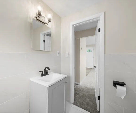 $165,000 | 24118 Martinsville Road, Belleville, MI 48111