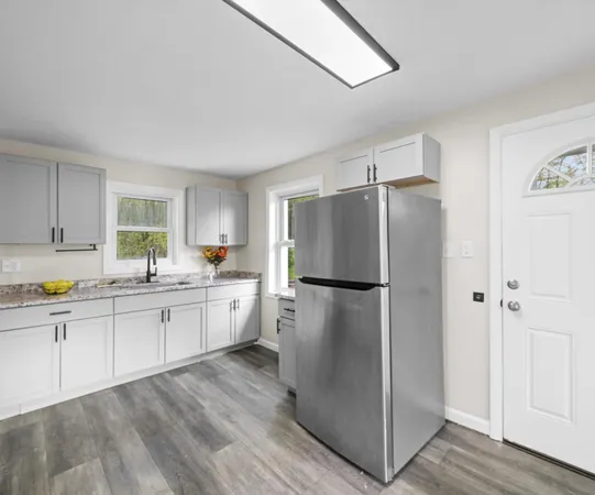 $170,000 | 24118 Martinsville Road, Belleville, MI 48111