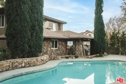 $719,000 | 42060 Parkmont Drive, Quartz Hill, CA 93536