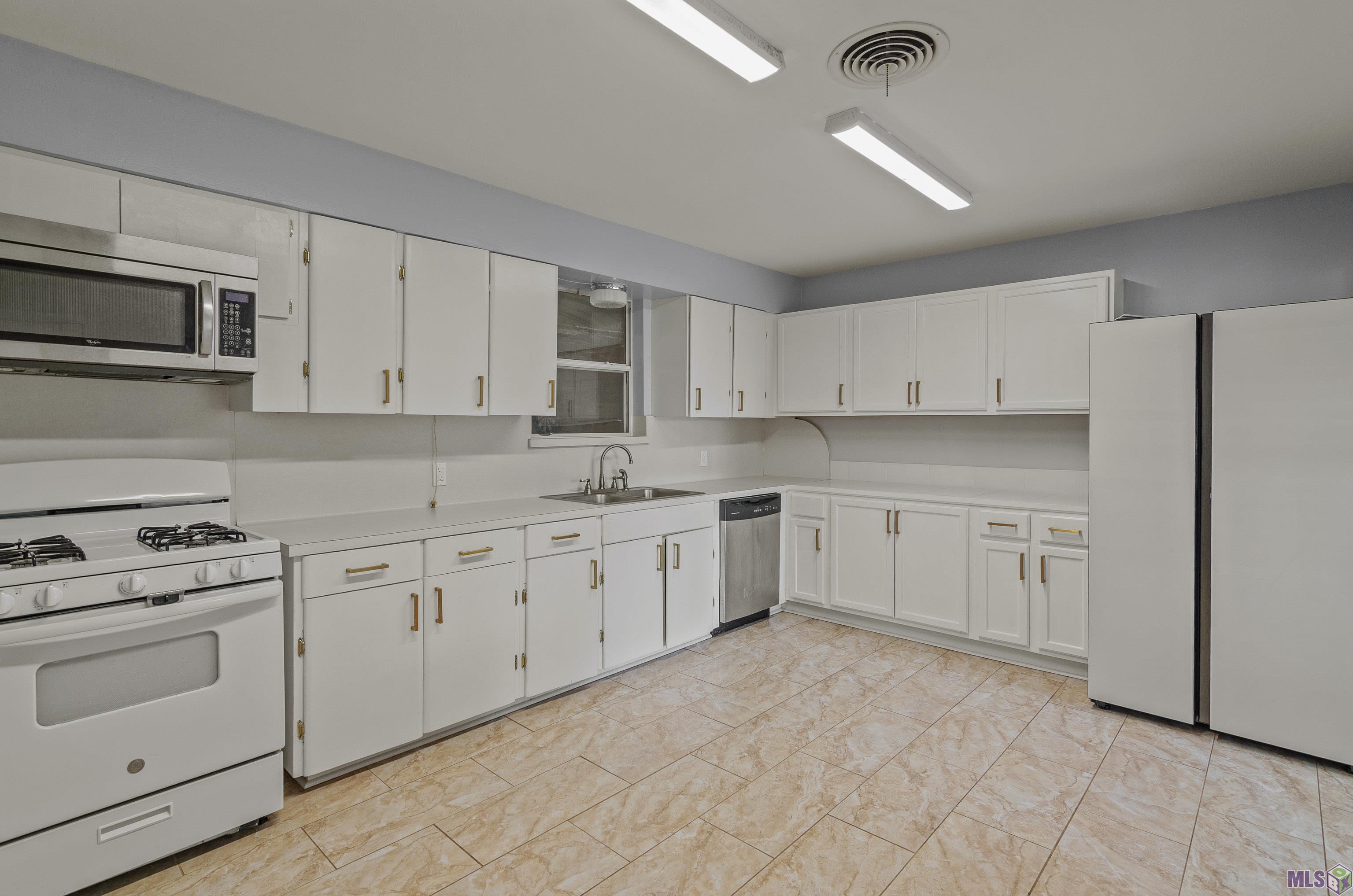 59156 Maple Street Plaquemine, LA 70764 - Photo 6 of 17