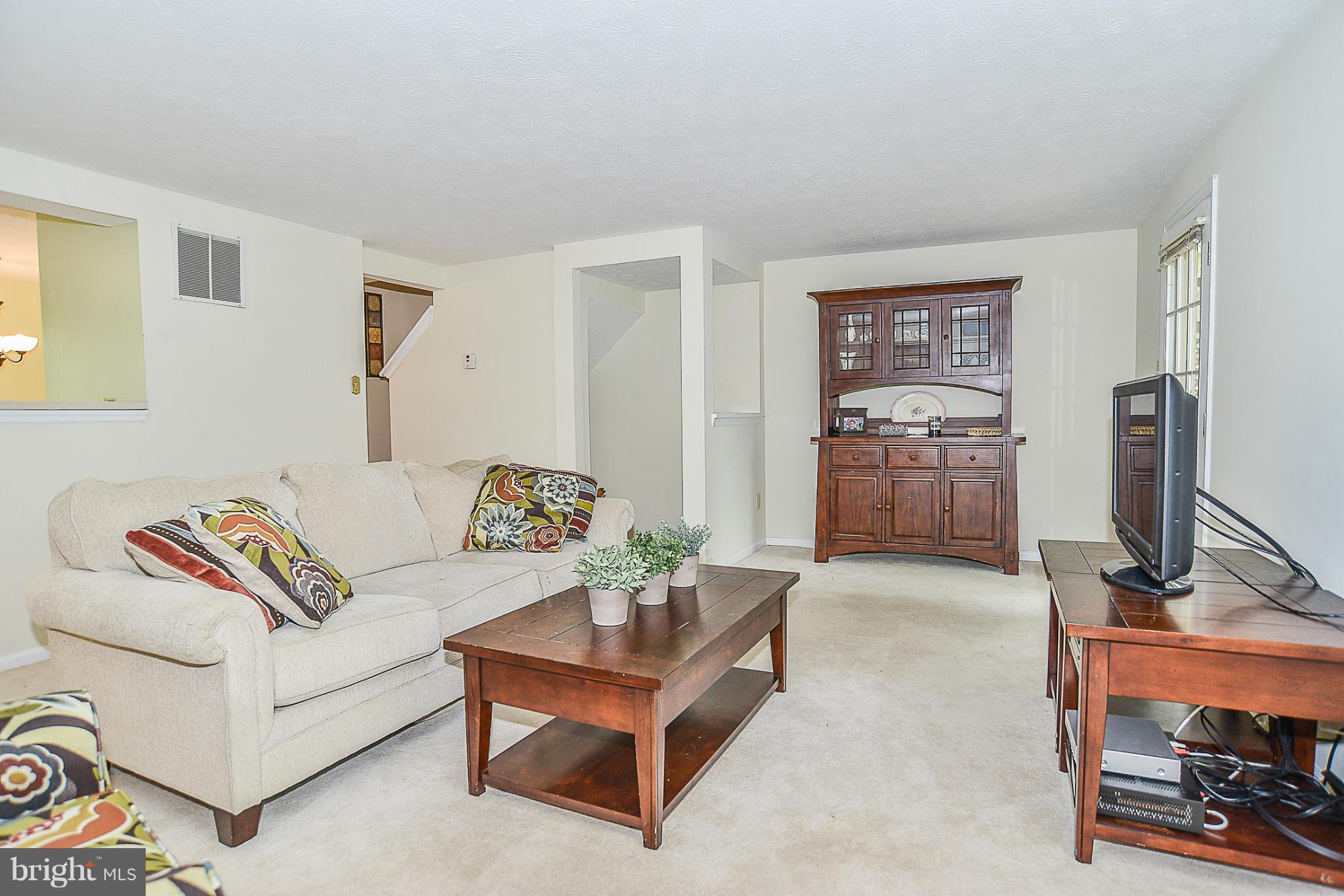 13922 Winding Ridge Lane Centreville, VA 20121 - Photo 8 of 22 Family Room