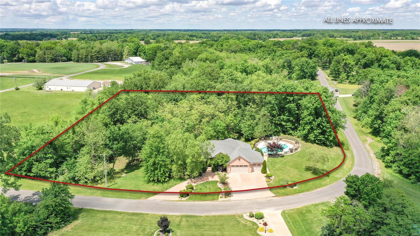 7310 Timbercrest Drive Godfrey, IL 62035 - Photo 2 of 92 Gallery Image 2