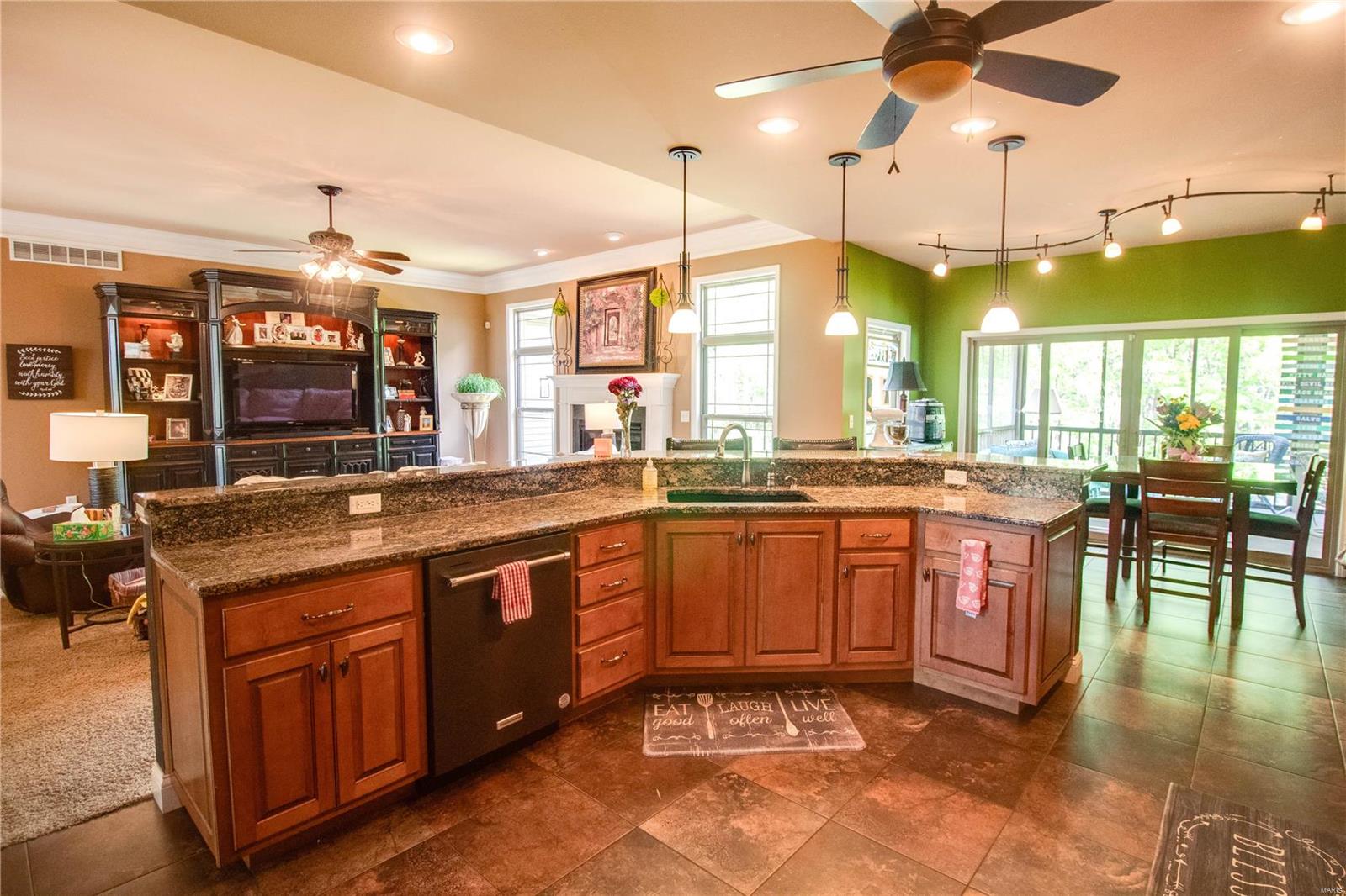 7310 Timbercrest Drive Godfrey, IL 62035 - Photo 31 of 92 Gallery Image 31