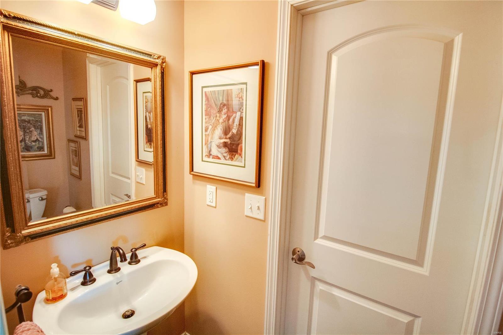 7310 Timbercrest Drive Godfrey, IL 62035 - Photo 38 of 92 Gallery Image 38