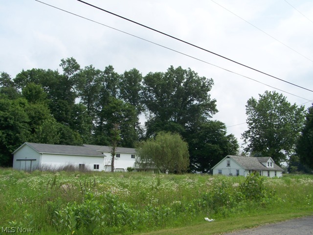 5628 Hewitt Gifford Road Southwest Warren, OH 44481 - Photo 2 of 9 Gallery Image 2