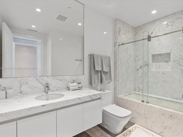 a view of a park with welcome board