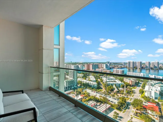 $7,800,000 | 17901 Collins Avenue, Unit 2602, Sunny Isles Beach, FL 33160