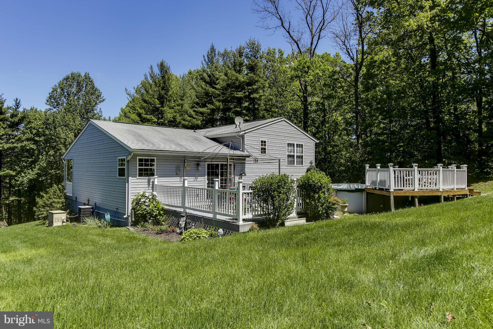 429 Silver Run Valley Road Westminster, MD 21158 - Photo 20 of 24 PRIVATE YARD