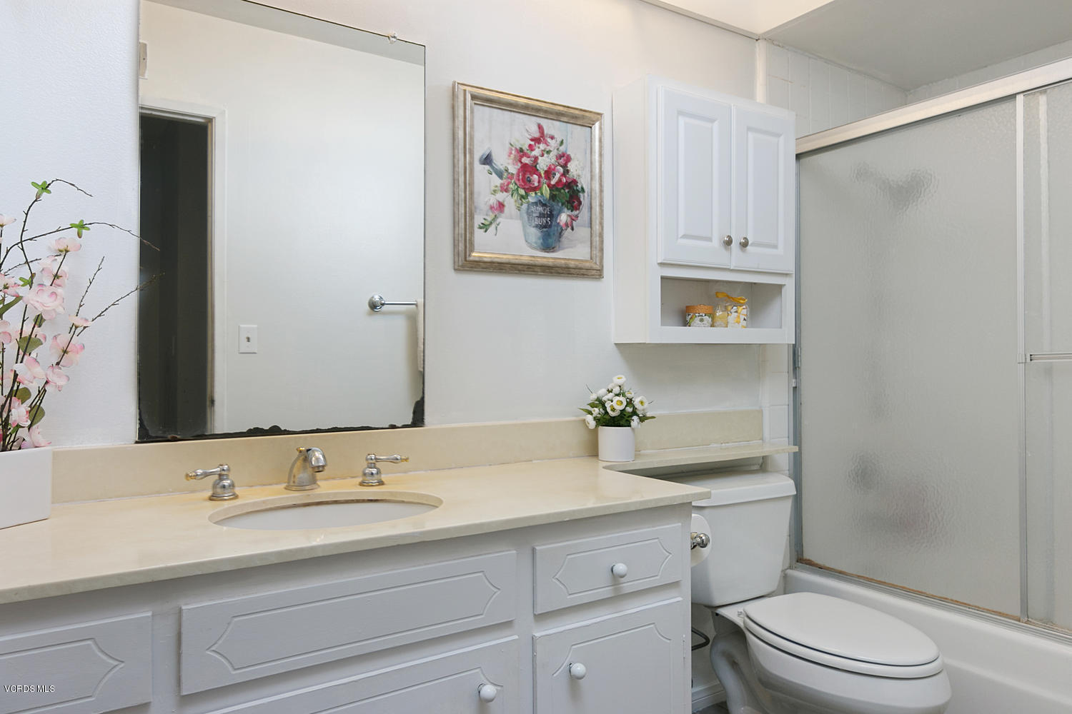 4268 Springfield Street Simi Valley, CA 93063 - Photo 17 of 26 4268 Springfield St-017-10-Bathroom-MLS_