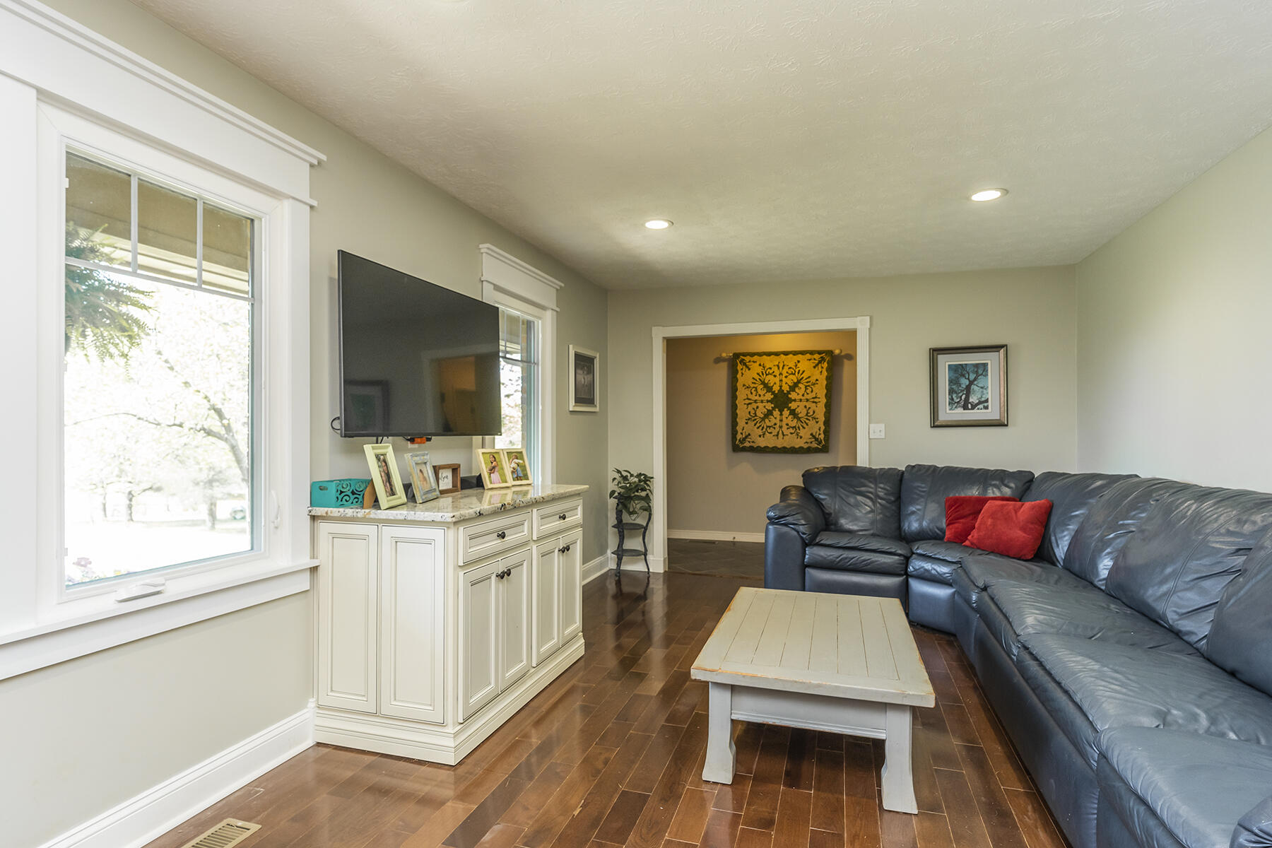 3928 Delaney Ferry Road Versailles, KY 40383 - Photo 7 of 38 3928delaney07
