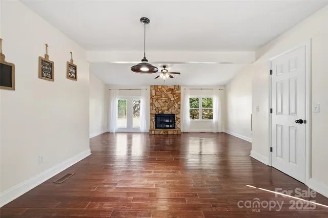 $415,000 | 501 Vista Grande Circle, Charlotte, NC 28226