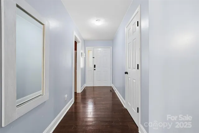 $415,000 | 501 Vista Grande Circle, Charlotte, NC 28226