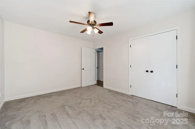 $415,000 | 501 Vista Grande Circle, Charlotte, NC 28226