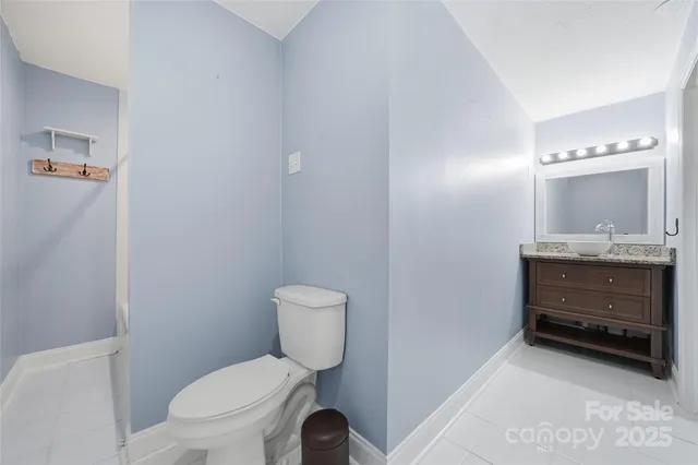 $415,000 | 501 Vista Grande Circle, Charlotte, NC 28226