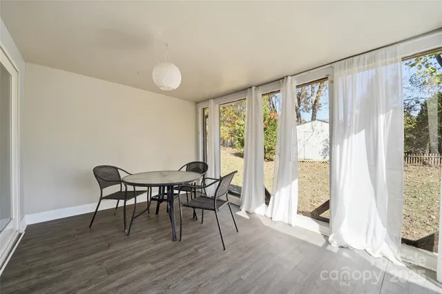 $415,000 | 501 Vista Grande Circle, Charlotte, NC 28226