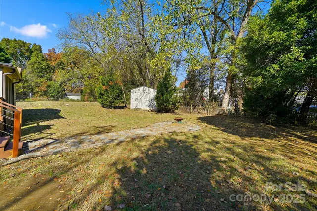 $415,000 | 501 Vista Grande Circle, Charlotte, NC 28226