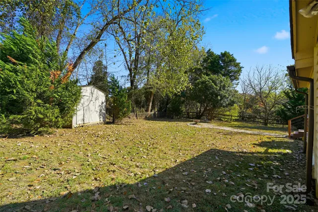 $415,000 | 501 Vista Grande Circle, Charlotte, NC 28226