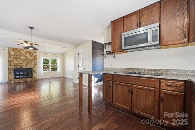 $415,000 | 501 Vista Grande Circle, Charlotte, NC 28226