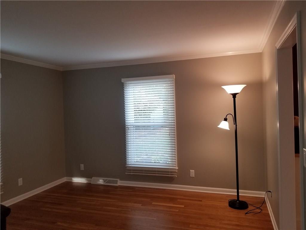 4055 North Riverside Drive Columbus, IN 47203 - Photo 14 of 20