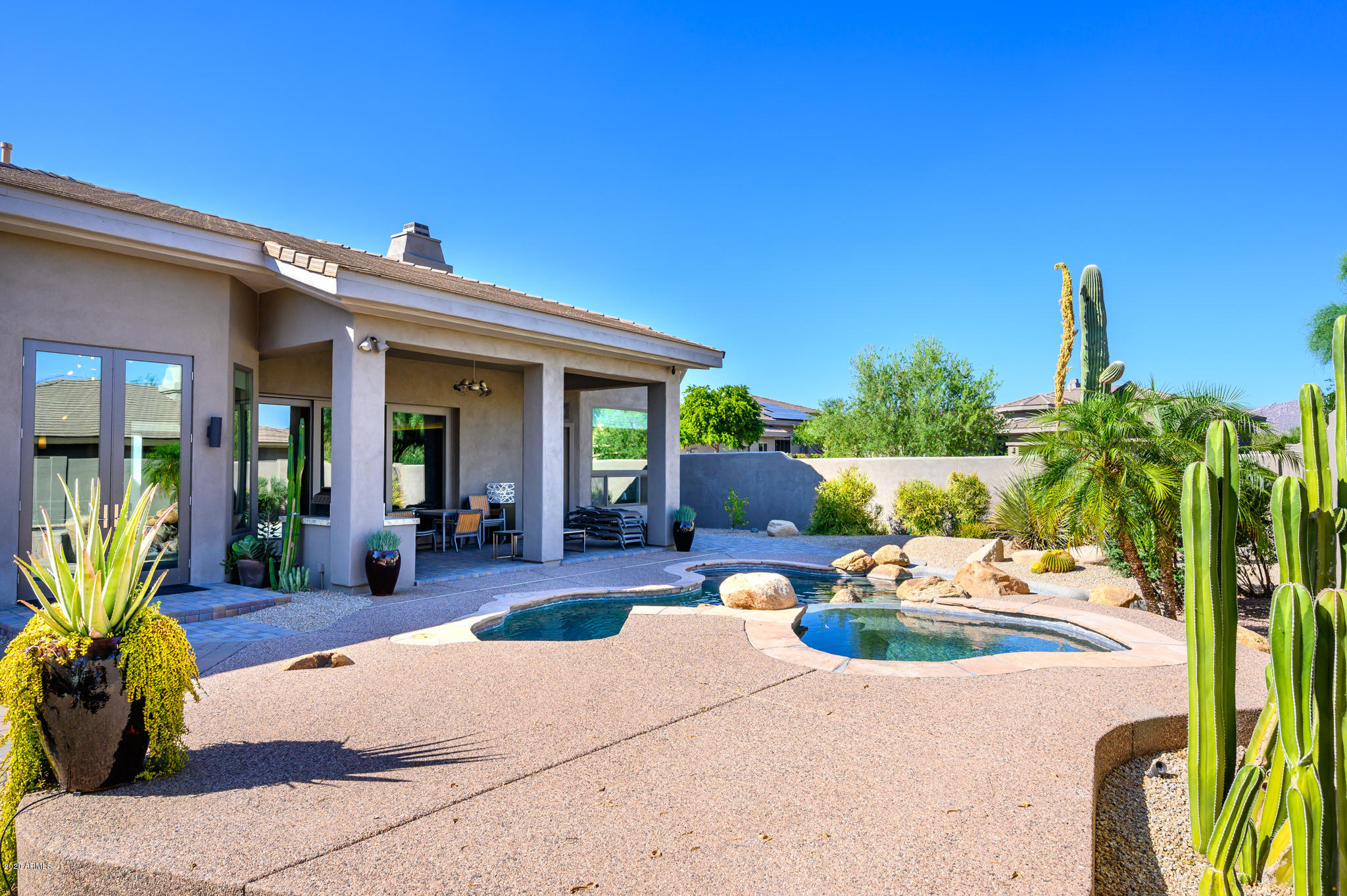 7953 East Thunderhawk Road Scottsdale, AZ 85255 - Photo 6 of 40 a outdoor space with furniture