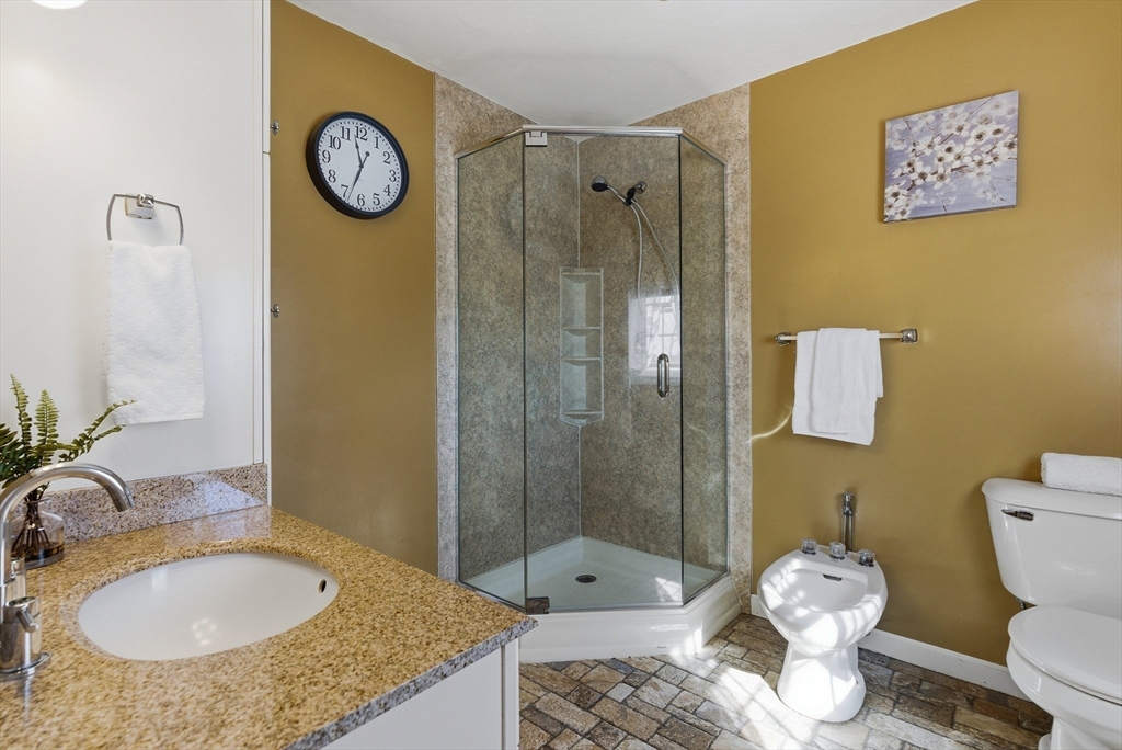 16 Princeton Road Hudson, MA 01749 - Photo 24 of 40