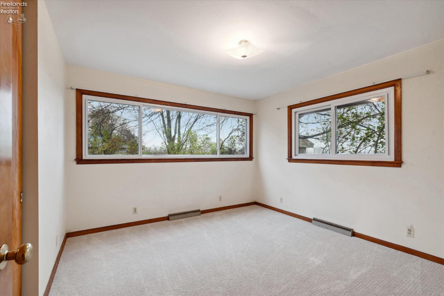 6206 West Harbor Road Port Clinton, OH 43452 - Photo 22 of 31 Gallery Image 22