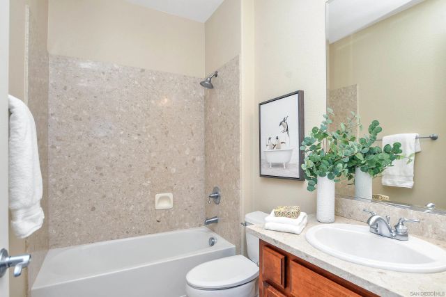 a view of a backyard with green space