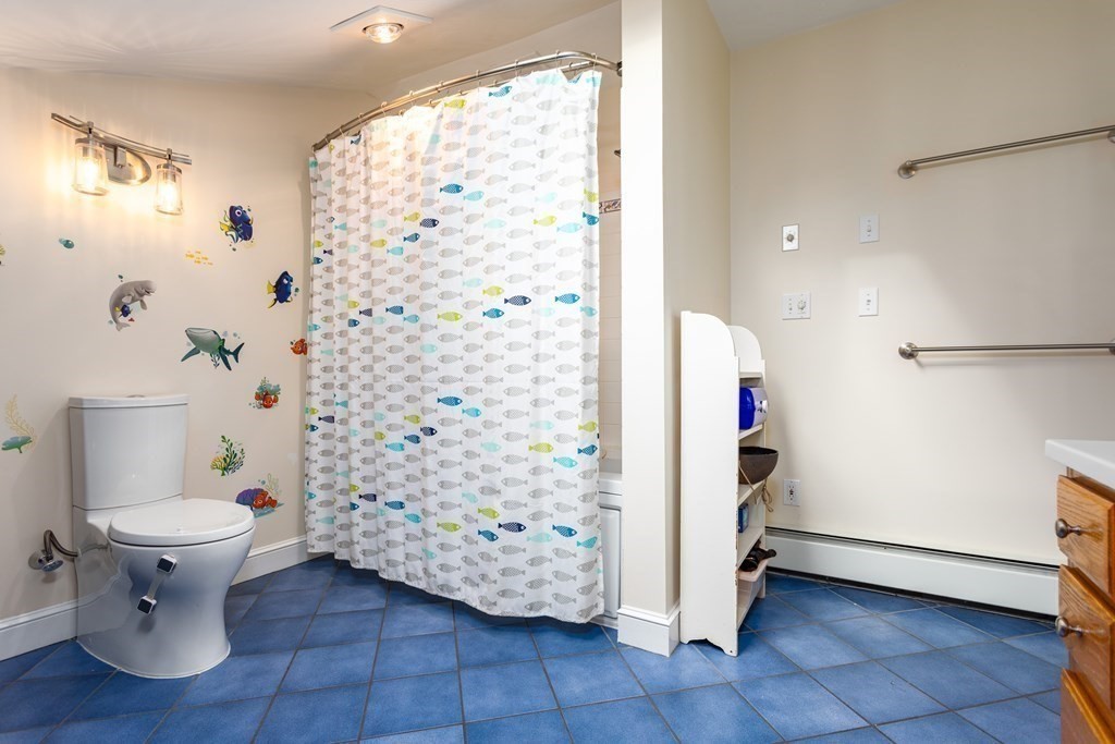 10 Grafton Road Upton, MA 01568 - Photo 21 of 42