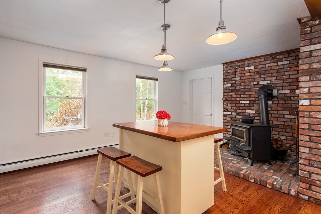 10 Grafton Road Upton, MA 01568 - Photo 7 of 42