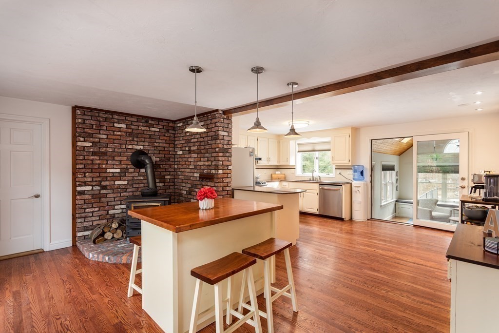 10 Grafton Road Upton, MA 01568 - Photo 9 of 42