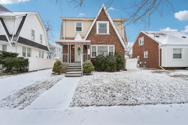 $149,900 | 869 Lincoln Avenue, Lincoln Park, MI 48146