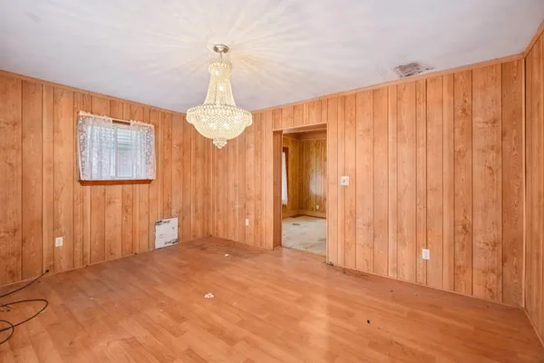 $132,000 | 869 Lincoln Avenue, Lincoln Park, MI 48146
