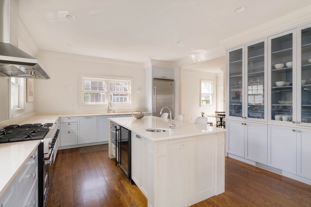 700 Commonwealth Avenue Newton, MA 02459 - Photo 18 of 41