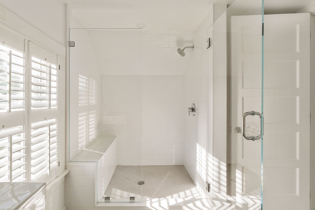 700 Commonwealth Avenue Newton, MA 02459 - Photo 36 of 41