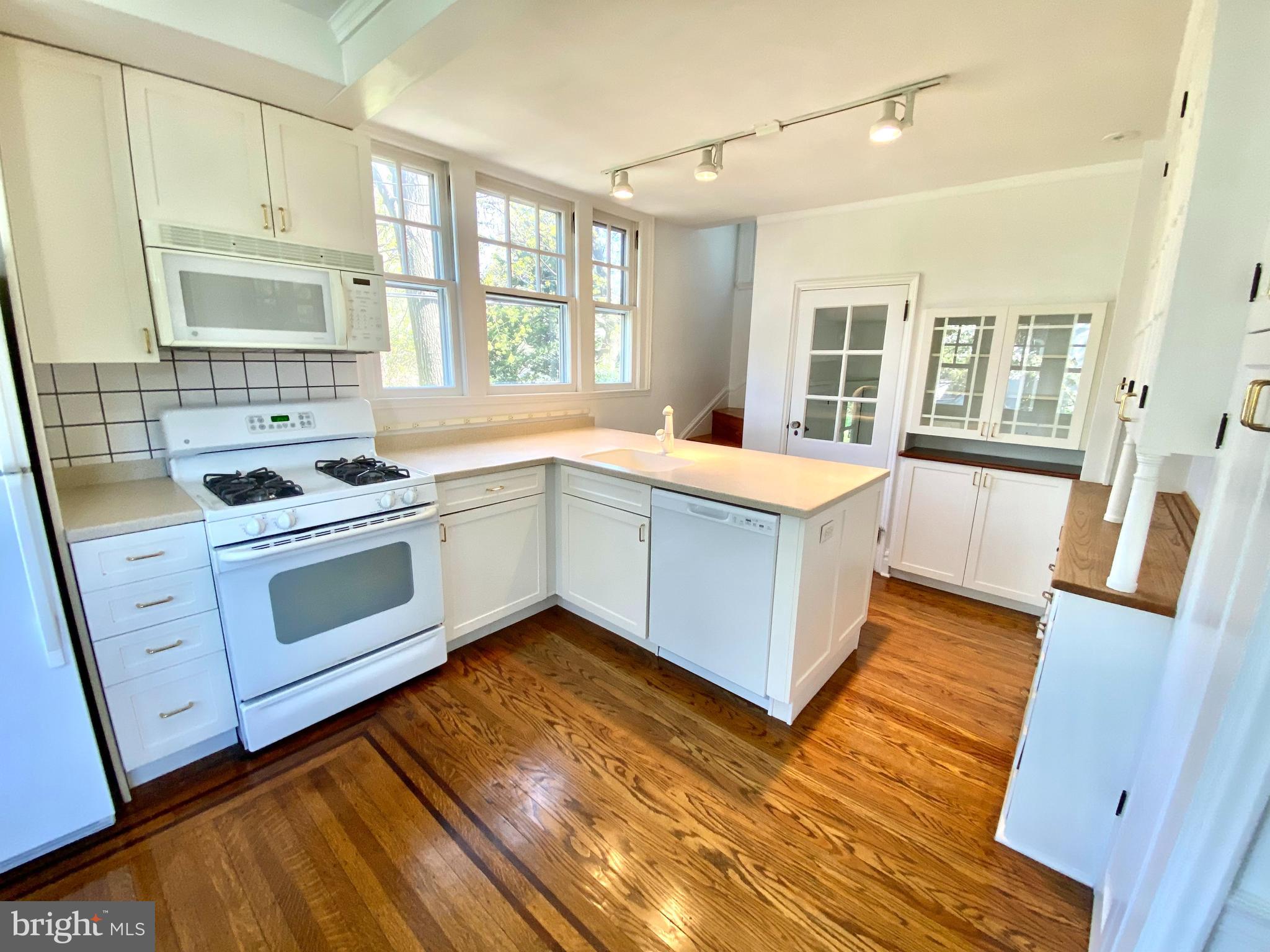 14 Snowden Road Bala Cynwyd, PA 19004 - Photo 25 of 59 Well laid out kitchen, plenty of builtin storage