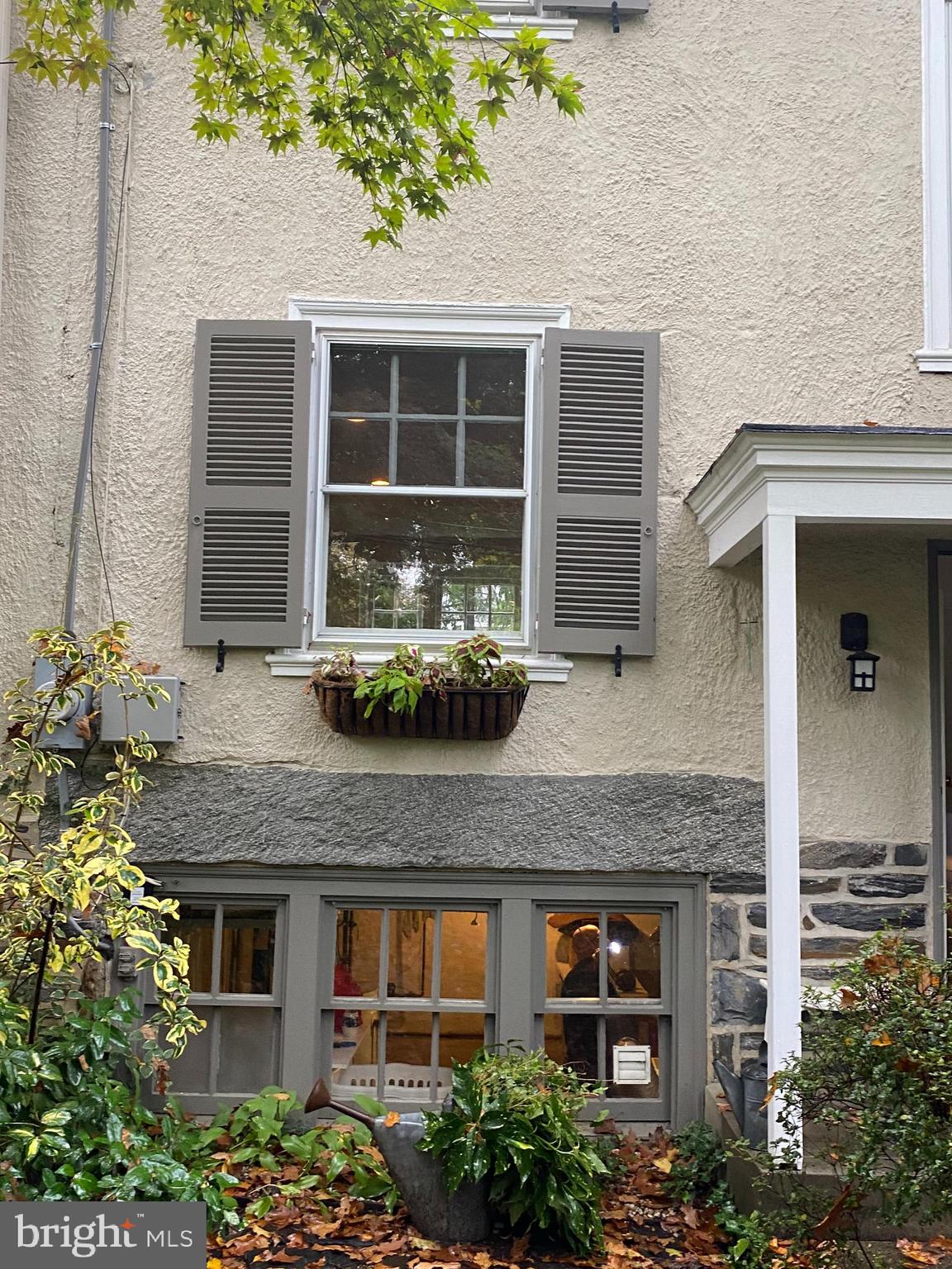 14 Snowden Road Bala Cynwyd, PA 19004 - Photo 48 of 59 Charming back step